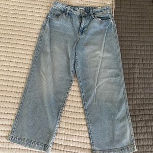 Old Navy Light Wash Wide Leg Jeans